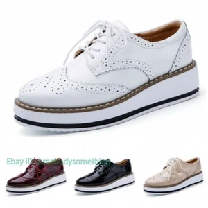 Zapatos de salón Oxford con cordones y punta de ala con plataforma y tacón de cuña - Imagen 1 de 28