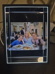 Spiegelbild Portrait Hologramm Holografischer Bilderrahmen - Bild 1 von 23