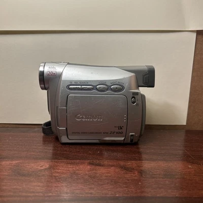 CANON ZR100 Vintage Mini DV Camcorder - Parts or Repair - Non Working Deck - Image 1 of 4