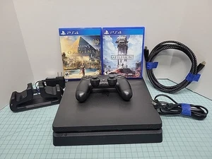 Sony PlayStation 4 - 500GB, Controller, 2 Spiele, 8k HDMI Kabel Controller Ladegerät - Bild 1 von 17