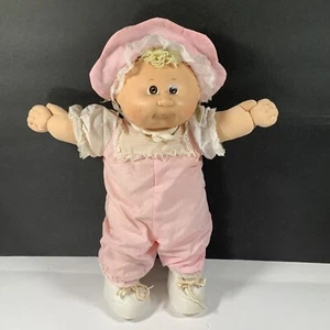 "Bambola patch cavolo 1978-1982 arte appalachi ragazza capelli biondi occhi marroni 15"" - Foto 1 di 12