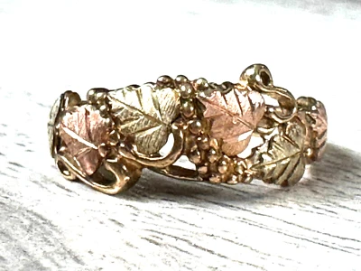 Black Hills Gold CCO Coleman Co Grapevine Design Ring Size 9  - Image 1 of 4