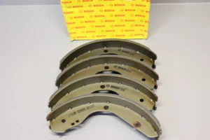 Juego de zapatas de freno BOSCH 4 zapatas de freno freno de tambor BS636 0986487386 - Imagen 1 de 2