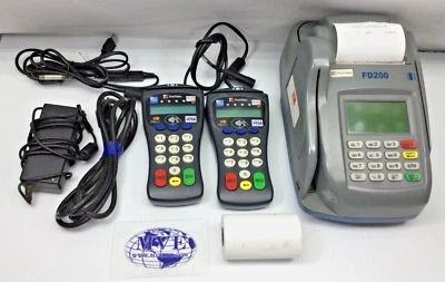FIRST DATA 001302020 001628035 1x FD-200 2x FD-30 CREDIT CARD TERMINAL & PIN PAD - Image 1 of 4