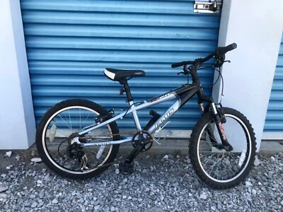 ¡Bicicleta de montaña para niños! Jamis X-20 - Cuadro de aluminio - 6 velocidades - suspensión delantera Foto 1 de 4