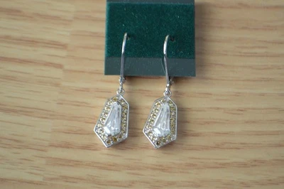 Pendientes de moissanita/zafiro amarillo de 2,70 quilates con cierre de palanca de rodio sobre plata fina Foto 1 de 4