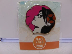 Valve Corporation Software Anstecknadel Maui 2018 Mädchen mit Blume im Haar - Bild 1 von 3