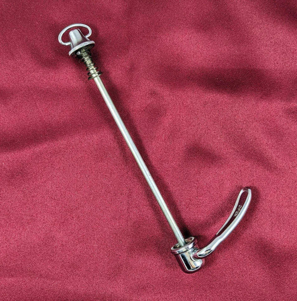 Pincho de liberación rápida trasero especializado vintage anillo en D cromado 155 mm Foto 1 de 4