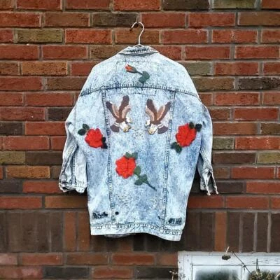 Jaqueta jeans bordada vintage década de 1990 jeans Jordache floral águia / M a G - Imagem 1 de 4