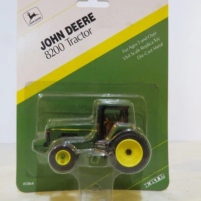 Ertl  John Deere 8200 Tractor  1/64 JD-5064-7HEO-P - Image 1 of 3