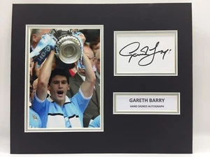 RARE Gareth Barry Manchester City Signed Photo Display + COA AUTOGRAPH MCFC - Picture 1 of 3