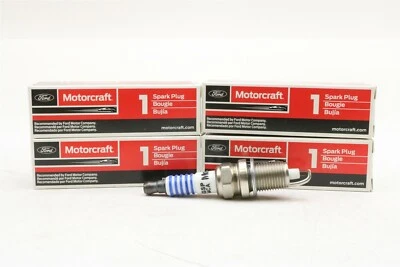 NEW Motorcraft Spark Plugs Set of 4 SP-428A Dodge Jeep AMC Eagle Chrysler 78-06 - Изображение 1 из 4