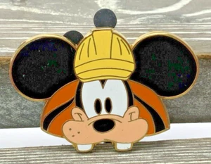 Walt Disney World Event TRADE CITY LE 300 - PIN DE CONSTRUCCIÓN GOOFY BUILDEAR - Imagen 1 de 2