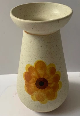 VINTAGE MID CENTURY VASE SECLA POTTERY ORANGE FLOWERS PORTUGAL STUDIO CERAMICS - Image 1 of 4