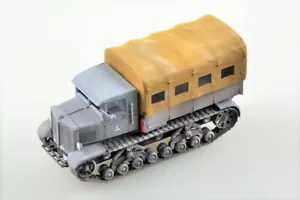 Easy Model 35113 - 1:72 Soviet Voroshilovets Tractor - Stalin 607(r) - Picture 1 of 6