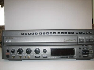 Pioneer CLD V101  LD CD CDV LaserKaraoke comes with 60's 70's 80's & 90's disc's - Picture 1 of 9