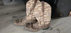 Ariat Wildleder Westernstiefel 10023368 Camouflage amerikanische Flagge Stiefel Größe 8,5B - Bild 1 von 17