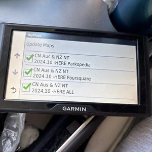 2024 Maps 6” Garmin Drive 61 LM GPS Navigator -Free Map Updates - Picture 1 of 4