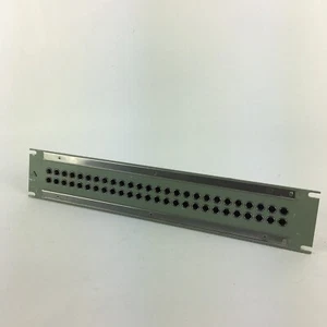 Trompeter Electronics Inc JSI-52 Insulated 52 Position Panel Wide Spacing - Picture 1 of 9