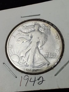 1942 WALIKING LIBERTY Half Dollar - - Picture 1 of 8