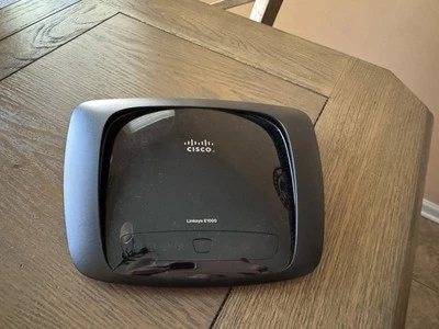 Cisco LINKSYS E1000 Router - Image 1 of 4