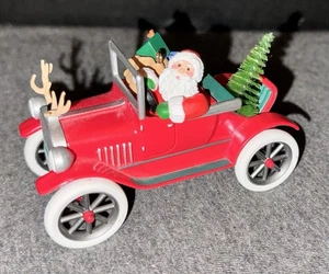 HALLMARK Keepsake 1991 SANTA'S ANTIQUE CAR Here Comes CHRISTMAS ORNAMENT Vintage - Picture 1 of 7