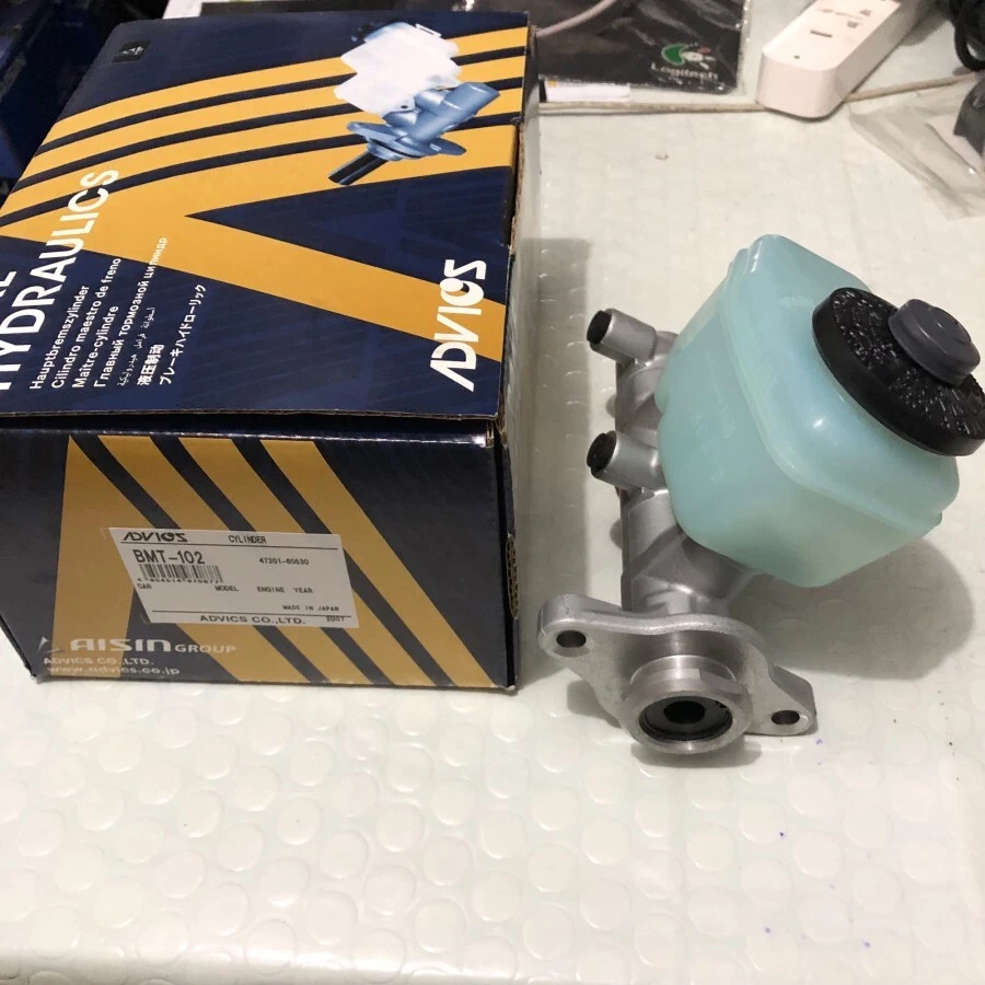 Cilindro maestro de freno AISIN apto para Toyota Land Cruiser 1990-1998 47201-60530 Foto 1 de 2