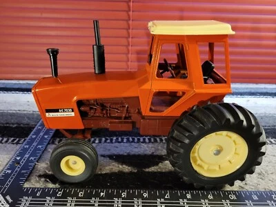 Ertl Allis Chalmers 7030 1/16 diecast farm tractor replica collectible - Image 1 of 4