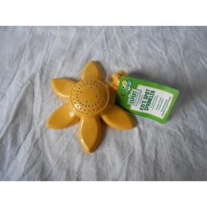 New Kid's Children's Spot Sprinkler Sunflower Shaped Metal Garden Helper Yellow! - Picture 1 of 2