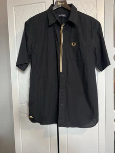 Fred Perry Placket Shirt Black Yellow Taped Size Large Short Sleeve Mens - Picture 1 of 6