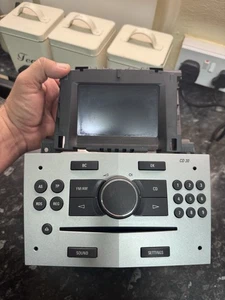 Vauxhall Zafira B Silver CD30 With Paired Multi Function Screen 13263050 OJL10 - Picture 1 of 11