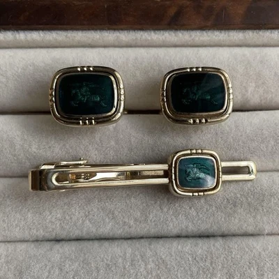 Burberry Golden Tie Pin Set Green Stone Rare Luxurious Suit USED NO CASE K - Image 1 of 4