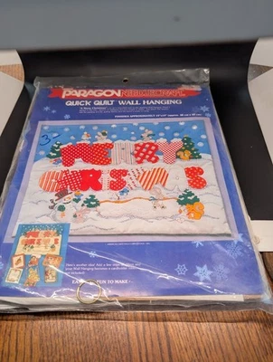 Trapunta Buon Natale vintage kit da appendere a parete anni 80 animali del bosco kitsch - mai aperta - Immagine 1 di 3