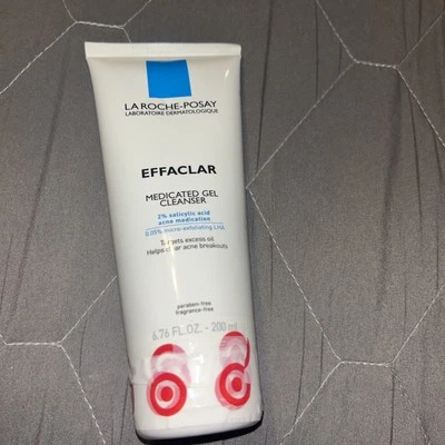 Gel limpiador medicado La Roche-Posay Effaclar 6,7 oz (200 ml) caducidad: 26/03  Foto 1 de 2