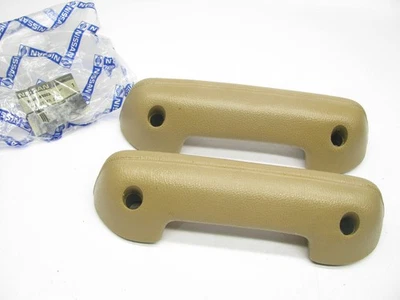 (x2) Apoyabrazos de puerta interior NOS TAN 80940-8B003 para camioneta Nissan 1988-1997 Foto 1 de 4