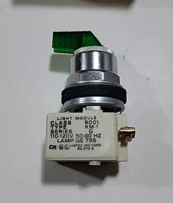Square-D  9001K43J1FG Green Illuminated 3-Position Sel Switch 110-120VAC 50-60Hz - Image 1 of 4