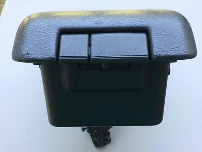 MERCEDES-Benz C230 W202 CENTER CONSOLE BLACK ARMREST STORAGE LID - Image 1 of 4