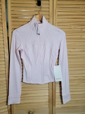 Lululemon Women's Define Cropped Jacket Nulu NWT Size 4 In Blissfull Pink - Image 1 of 4