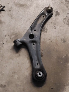 Schwinge Federung ant. Rechts Ford Ecosport 1.0 EcoBoost (92Kw) S&S SUV - Bild 1 von 5