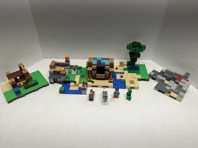 LEGO MINECRAFT 21135 The Crafting Box 2.0 - Complete no box - Image 1 of 4