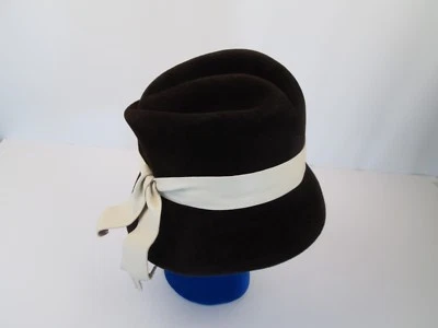 复古原装 ROBERTA BERNAYS 棕色丝绒帽子皮革表带  — 第 1/4 张图片