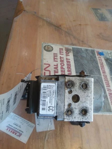 Conjunto de piezas de freno antibloqueo sin control de tracción para 01-02 AURORA 1793042 Foto 1 de 4