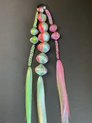 Trenza de softbol reutilizable cola de caballo, cola de caballo trenzada, pelo rave, trenzas de festival Foto 1 de 3