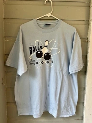 Camiseta De Colección Grab Your Balls We’re Going Bowling Talla XL Divertida Steve & Barry Foto 1 de 4