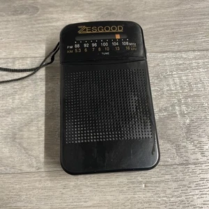 Radio AM/FM portátil ZesGood con conector para auriculares y antena extensible - Imagen 1 de 7