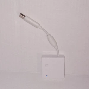 Wii Rock Band Guitar Dongle USB Receiver Fender Stratocaster - Picture 1 of 7