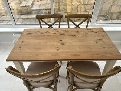 table and 4 chairs wood - Image 1 of 4