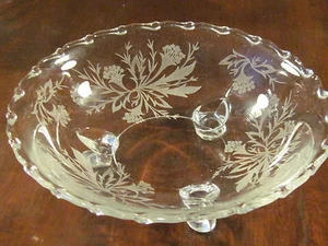 Fostoria etched pattern 3 footed bowl - Picture 1 of 4