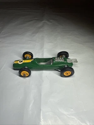 Vintage MATCHBOX Lesney No 19 LOTUS Racecar England Green White Yellow w/ Driver - Image 1 of 4