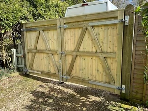 Adjustable gate hinges two pairs of 600mm 24 inch with all fixings - Picture 1 of 9